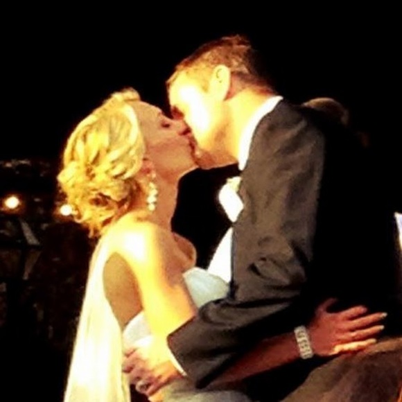 Meet your Posher, Jessica - Picture 1 of 1